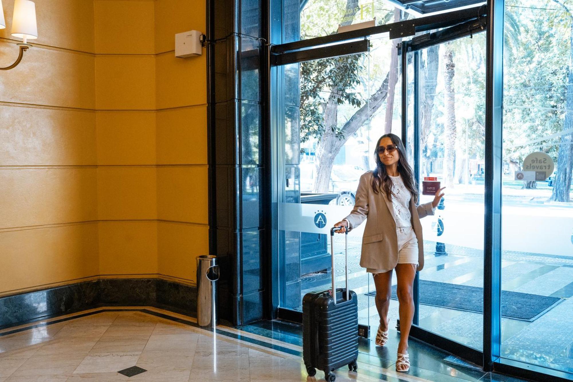 Amerian Executive Mendoza Hotel Экстерьер фото