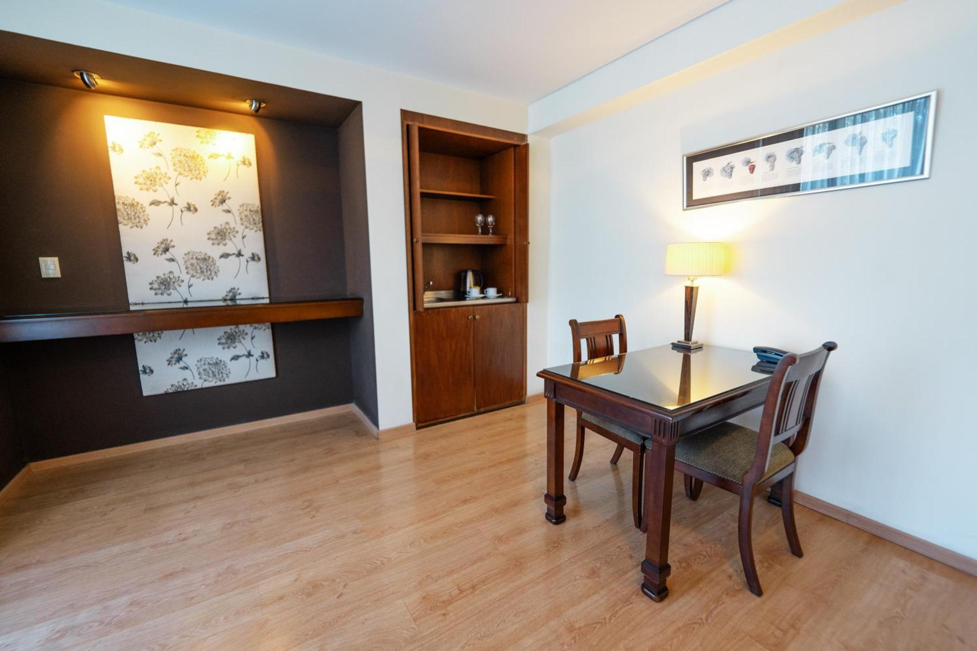 Amerian Executive Mendoza Hotel Номер фото